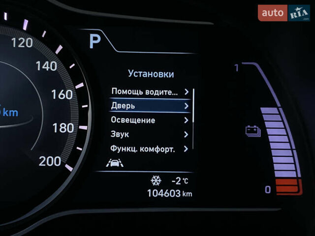 Серый Хендай Kona Electric, объемом двигателя 0 л и пробегом 104 тыс. км за 17200 $, фото 52 на Automoto.ua