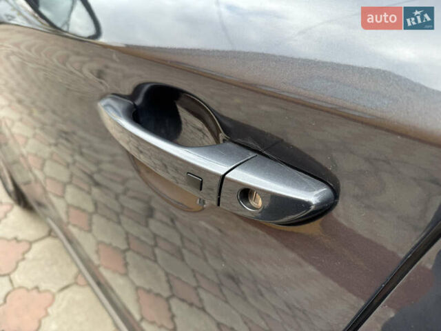 Серый Хендай Kona Electric, объемом двигателя 0 л и пробегом 106 тыс. км за 15999 $, фото 10 на Automoto.ua