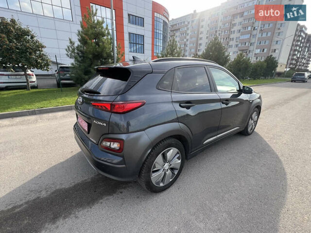 Сірий Хендай Kona Electric, об'ємом двигуна 0 л та пробігом 117 тис. км за 18900 $, фото 5 на Automoto.ua