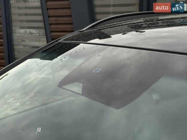 Серый Хендай Kona Electric, объемом двигателя 0 л и пробегом 65 тыс. км за 17999 $, фото 18 на Automoto.ua