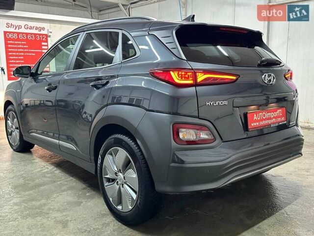 Серый Хендай Kona Electric, объемом двигателя 0 л и пробегом 65 тыс. км за 19900 $, фото 23 на Automoto.ua