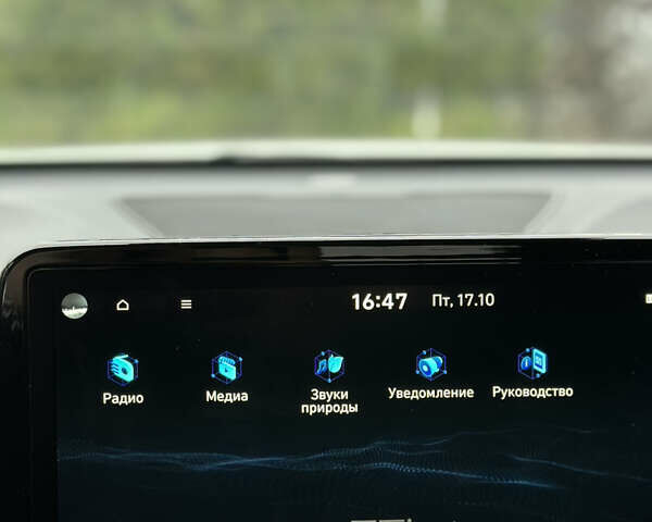 Серый Хендай Kona Electric, объемом двигателя 0 л и пробегом 63 тыс. км за 18450 $, фото 27 на Automoto.ua