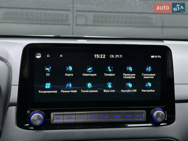 Серый Хендай Kona Electric, объемом двигателя 0 л и пробегом 63 тыс. км за 17900 $, фото 22 на Automoto.ua