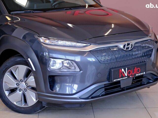 Сірий Хендай Kona Electric, об'ємом двигуна 0 л та пробігом 61 тис. км за 16800 $, фото 2 на Automoto.ua