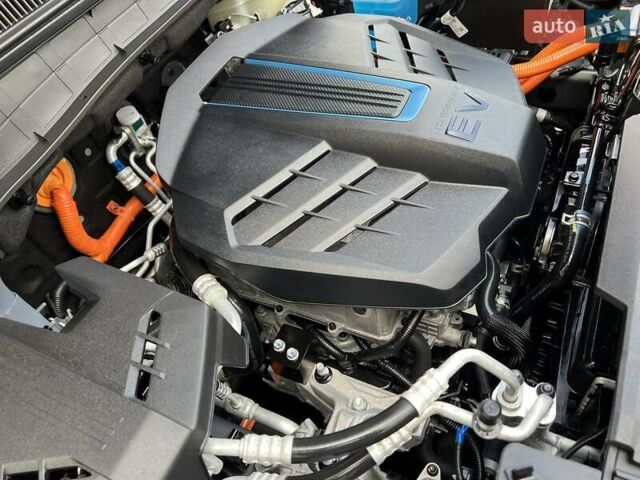 Сірий Хендай Kona Electric, об'ємом двигуна 0 л та пробігом 99 тис. км за 19999 $, фото 26 на Automoto.ua