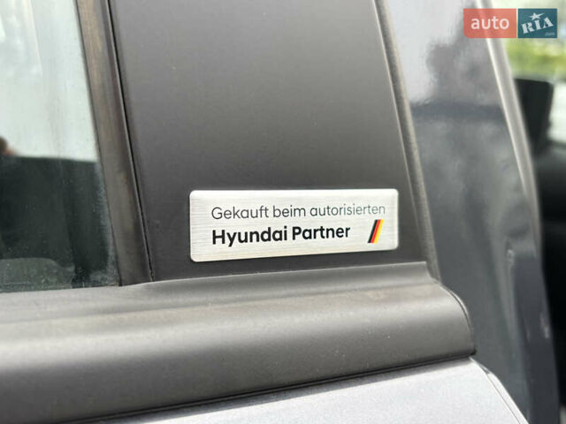 Сірий Хендай Kona Electric, об'ємом двигуна 0 л та пробігом 52 тис. км за 16450 $, фото 63 на Automoto.ua