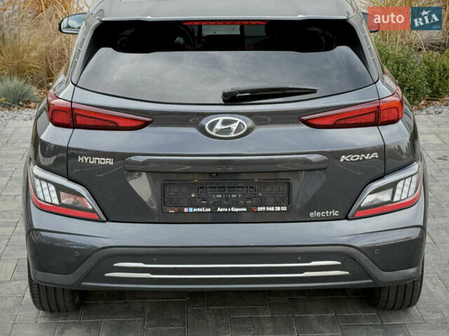Серый Хендай Kona Electric, объемом двигателя 0 л и пробегом 87 тыс. км за 19552 $, фото 41 на Automoto.ua