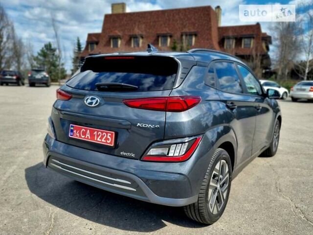 Сірий Хендай Kona Electric, об'ємом двигуна 0 л та пробігом 37 тис. км за 24500 $, фото 5 на Automoto.ua