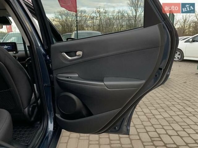 Сірий Хендай Kona Electric, об'ємом двигуна 0 л та пробігом 47 тис. км за 17355 $, фото 33 на Automoto.ua