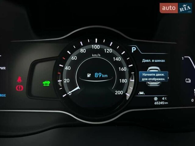 Серый Хендай Kona Electric, объемом двигателя 0 л и пробегом 65 тыс. км за 19900 $, фото 54 на Automoto.ua