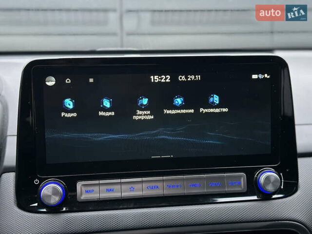 Серый Хендай Kona Electric, объемом двигателя 0 л и пробегом 63 тыс. км за 17900 $, фото 23 на Automoto.ua