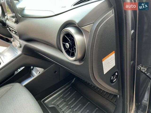 Сірий Хендай Kona Electric, об'ємом двигуна 0 л та пробігом 99 тис. км за 19999 $, фото 47 на Automoto.ua