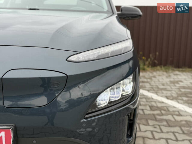 Сірий Хендай Kona Electric, об'ємом двигуна 0 л та пробігом 37 тис. км за 18100 $, фото 5 на Automoto.ua