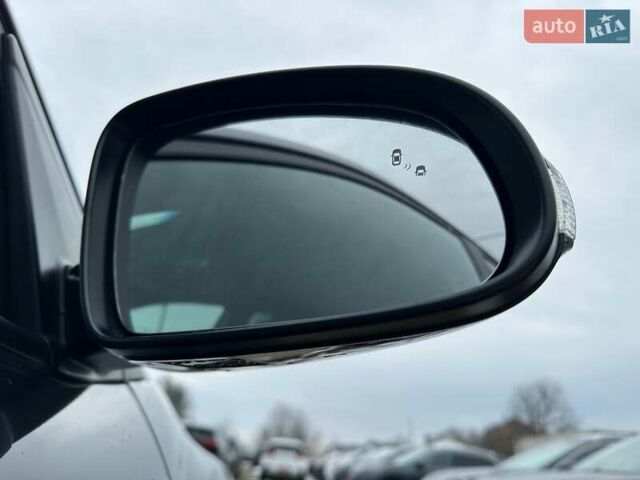 Серый Хендай Kona Electric, объемом двигателя 0 л и пробегом 65 тыс. км за 19900 $, фото 17 на Automoto.ua