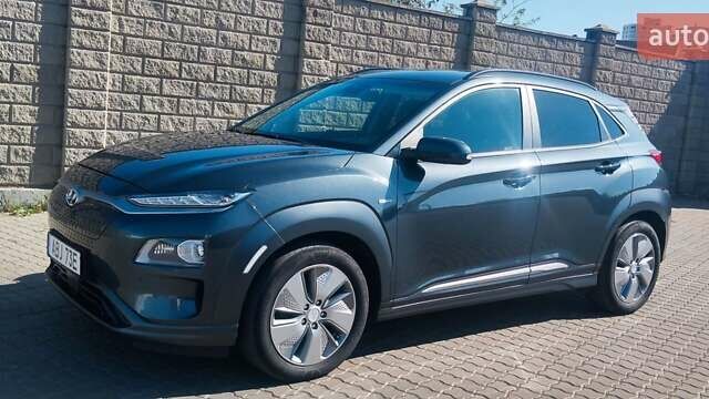 Сірий Хендай Kona Electric, об'ємом двигуна 0 л та пробігом 134 тис. км за 17800 $, фото 2 на Automoto.ua
