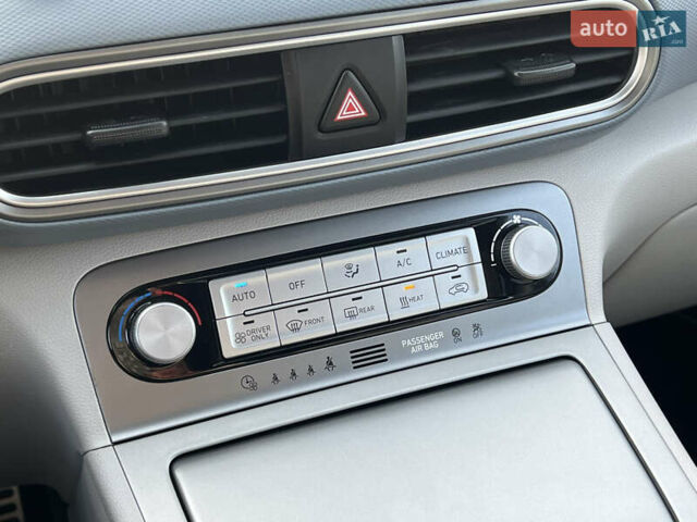 Серый Хендай Kona Electric, объемом двигателя 0 л и пробегом 72 тыс. км за 20154 $, фото 57 на Automoto.ua