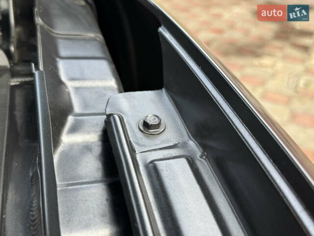 Серый Хендай Kona Electric, объемом двигателя 0 л и пробегом 77 тыс. км за 15999 $, фото 40 на Automoto.ua