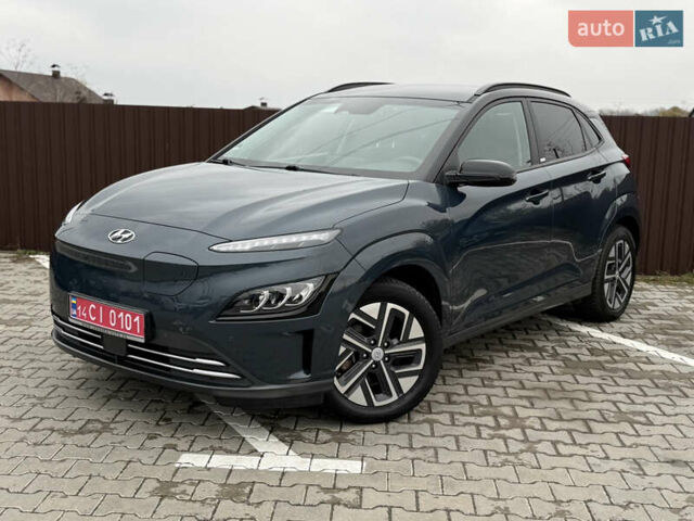 Сірий Хендай Kona Electric, об'ємом двигуна 0 л та пробігом 37 тис. км за 18100 $, фото 1 на Automoto.ua