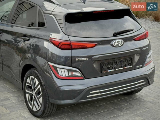 Серый Хендай Kona Electric, объемом двигателя 0 л и пробегом 87 тыс. км за 19552 $, фото 40 на Automoto.ua