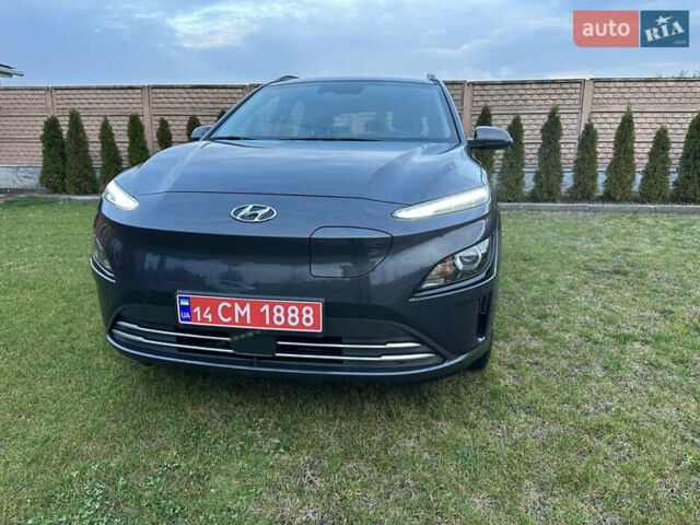 Сірий Хендай Kona Electric, об'ємом двигуна 0 л та пробігом 23 тис. км за 17900 $, фото 1 на Automoto.ua
