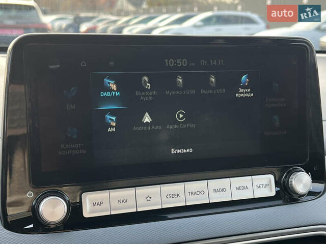 Серый Хендай Kona Electric, объемом двигателя 0 л и пробегом 72 тыс. км за 20154 $, фото 65 на Automoto.ua