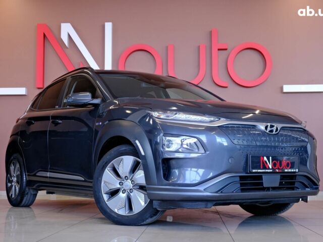 Сірий Хендай Kona Electric, об'ємом двигуна 0 л та пробігом 61 тис. км за 16800 $, фото 3 на Automoto.ua