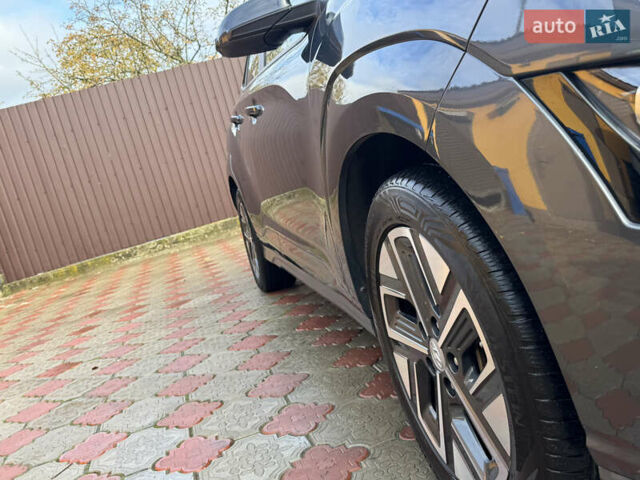 Серый Хендай Kona Electric, объемом двигателя 0 л и пробегом 77 тыс. км за 15999 $, фото 44 на Automoto.ua