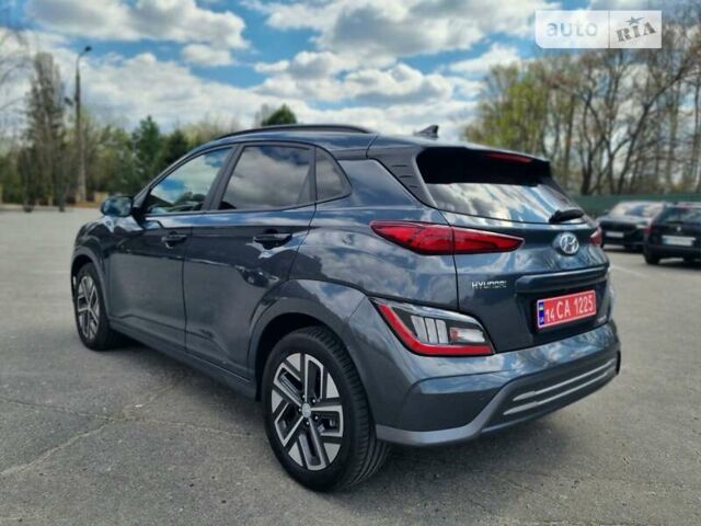 Сірий Хендай Kona Electric, об'ємом двигуна 0 л та пробігом 37 тис. км за 24500 $, фото 3 на Automoto.ua