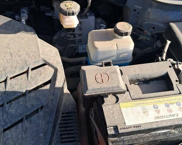 Серый Хендай Kona Electric, объемом двигателя 0 л и пробегом 45 тыс. км за 15999 $, фото 18 на Automoto.ua