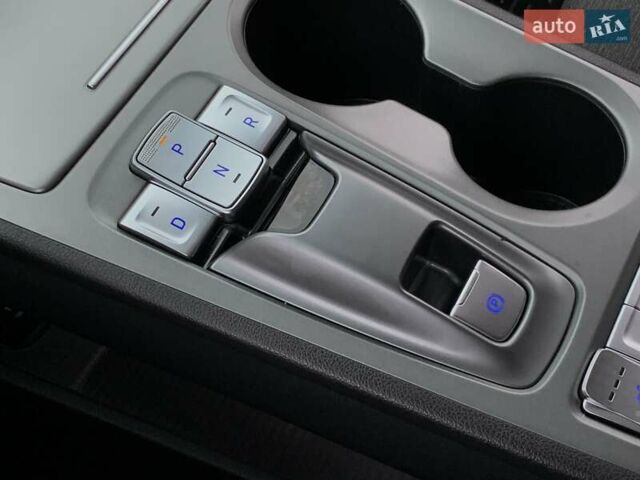 Сірий Хендай Kona Electric, об'ємом двигуна 0 л та пробігом 47 тис. км за 17355 $, фото 52 на Automoto.ua