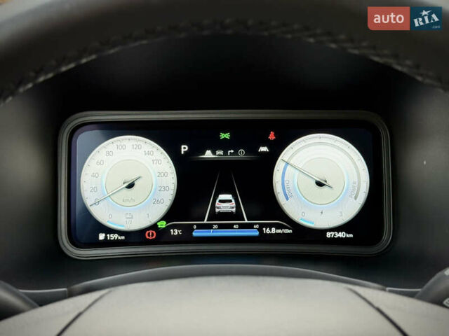 Серый Хендай Kona Electric, объемом двигателя 0 л и пробегом 87 тыс. км за 19552 $, фото 101 на Automoto.ua