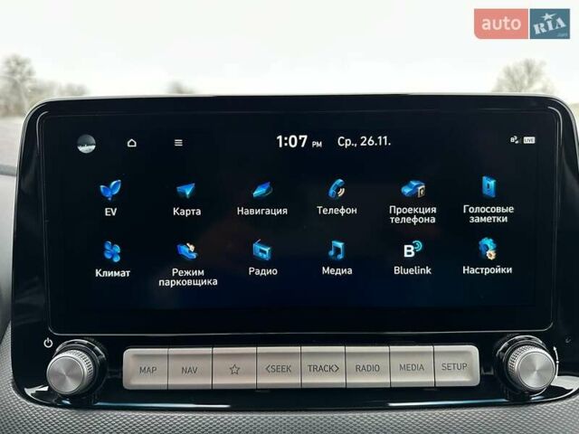 Серый Хендай Kona Electric, объемом двигателя 0 л и пробегом 65 тыс. км за 19900 $, фото 59 на Automoto.ua