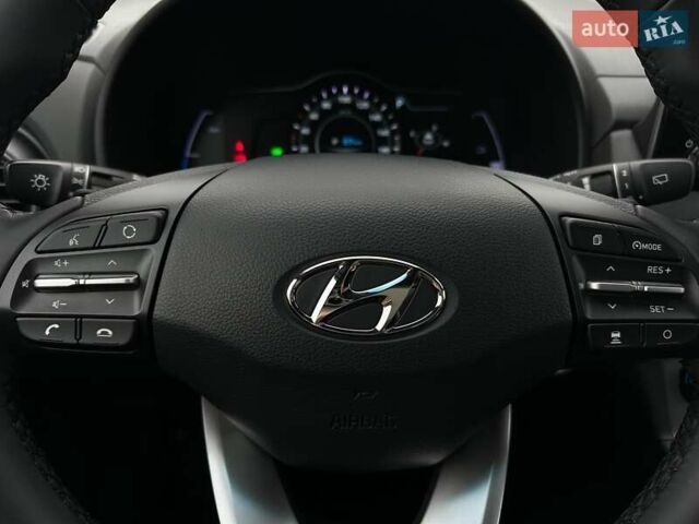 Серый Хендай Kona Electric, объемом двигателя 0 л и пробегом 65 тыс. км за 19900 $, фото 45 на Automoto.ua