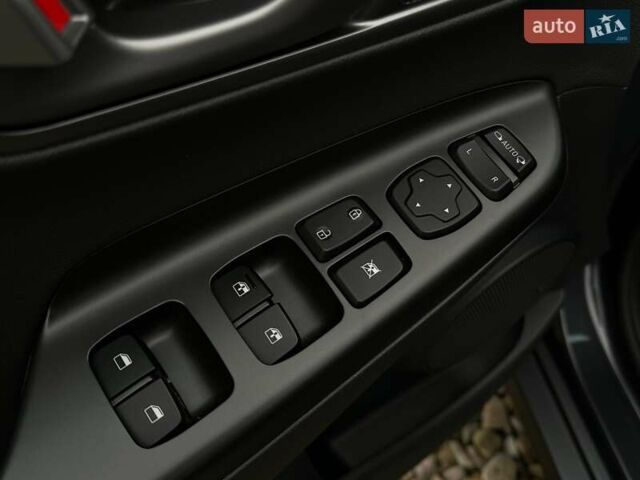 Серый Хендай Kona Electric, объемом двигателя 0 л и пробегом 65 тыс. км за 19900 $, фото 41 на Automoto.ua