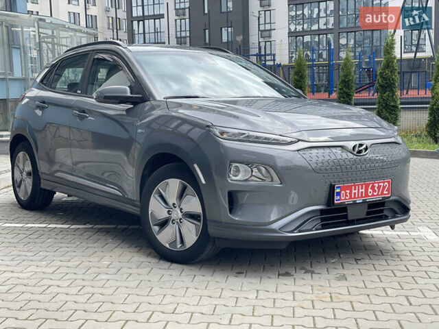 Серый Хендай Kona Electric, объемом двигателя 0 л и пробегом 47 тыс. км за 15950 $, фото 10 на Automoto.ua