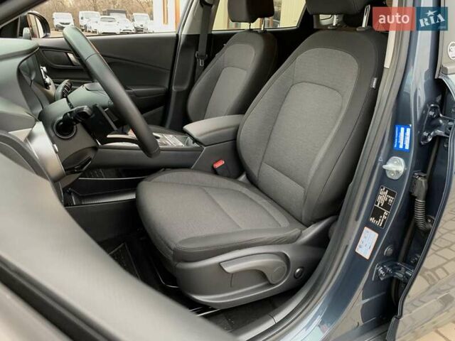 Сірий Хендай Kona Electric, об'ємом двигуна 0 л та пробігом 47 тис. км за 17355 $, фото 28 на Automoto.ua