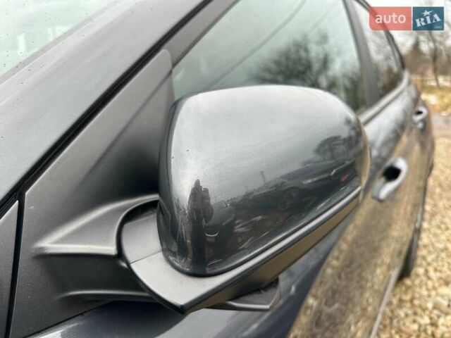 Серый Хендай Kona Electric, объемом двигателя 0 л и пробегом 65 тыс. км за 19900 $, фото 16 на Automoto.ua