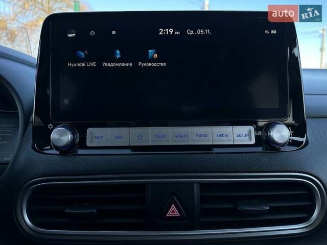 Сірий Хендай Kona Electric, об'ємом двигуна 0 л та пробігом 83 тис. км за 19900 $, фото 68 на Automoto.ua