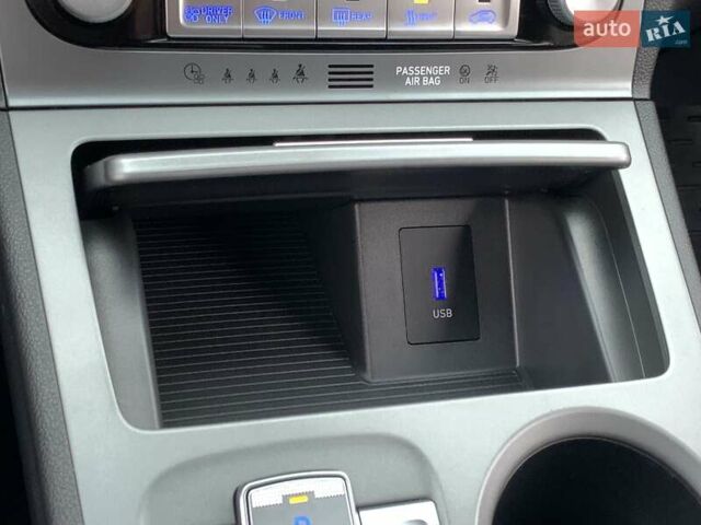 Сірий Хендай Kona Electric, об'ємом двигуна 0 л та пробігом 47 тис. км за 17355 $, фото 53 на Automoto.ua