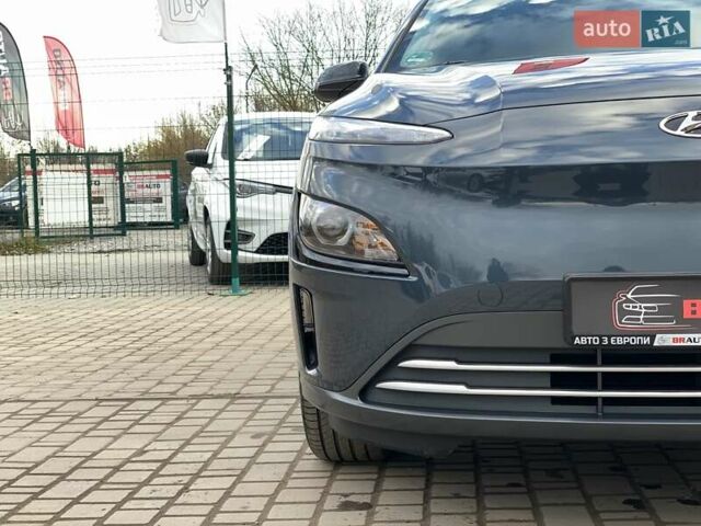 Сірий Хендай Kona Electric, об'ємом двигуна 0 л та пробігом 47 тис. км за 17355 $, фото 8 на Automoto.ua