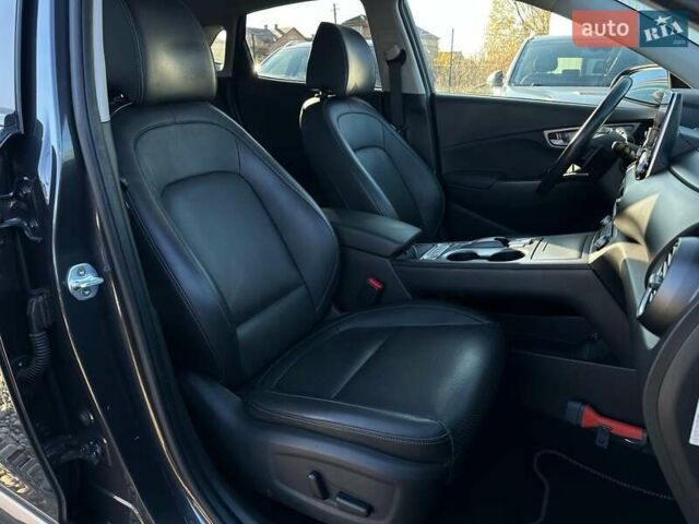 Сірий Хендай Kona Electric, об'ємом двигуна 0 л та пробігом 83 тис. км за 19900 $, фото 89 на Automoto.ua