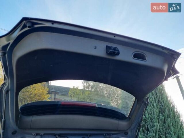 Серый Хендай Kona Electric, объемом двигателя 0 л и пробегом 42 тыс. км за 21500 $, фото 8 на Automoto.ua