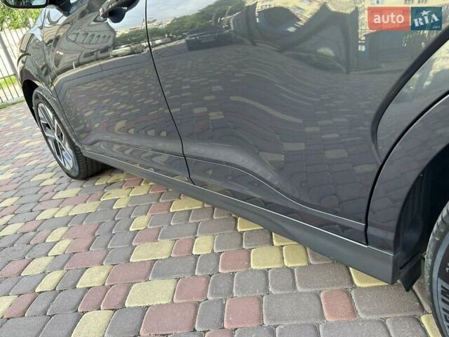 Сірий Хендай Kona Electric, об'ємом двигуна 0 л та пробігом 99 тис. км за 19999 $, фото 7 на Automoto.ua