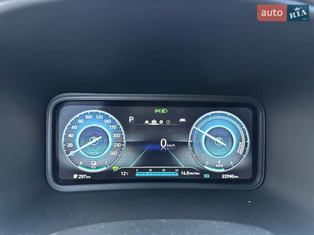 Сірий Хендай Kona Electric, об'ємом двигуна 0 л та пробігом 23 тис. км за 17900 $, фото 22 на Automoto.ua