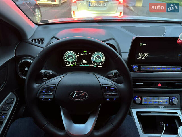 Серый Хендай Kona Electric, объемом двигателя 0 л и пробегом 63 тыс. км за 17900 $, фото 37 на Automoto.ua