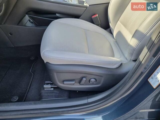 Серый Хендай Kona Electric, объемом двигателя 0 л и пробегом 42 тыс. км за 21500 $, фото 17 на Automoto.ua