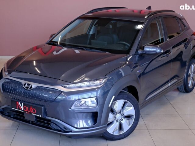 Сірий Хендай Kona Electric, об'ємом двигуна 0 л та пробігом 61 тис. км за 16800 $, фото 1 на Automoto.ua