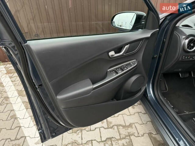 Сірий Хендай Kona Electric, об'ємом двигуна 0 л та пробігом 37 тис. км за 18100 $, фото 20 на Automoto.ua