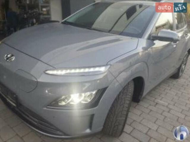 Сірий Хендай Kona Electric, об'ємом двигуна 0 л та пробігом 44 тис. км за 17600 $, фото 48 на Automoto.ua