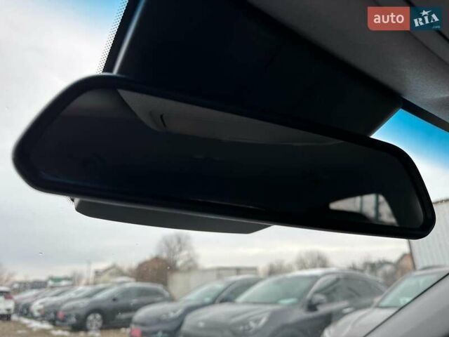 Серый Хендай Kona Electric, объемом двигателя 0 л и пробегом 65 тыс. км за 19900 $, фото 57 на Automoto.ua